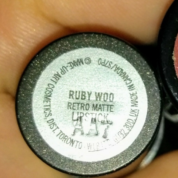 Makeup bundle - Picture 3 of 6